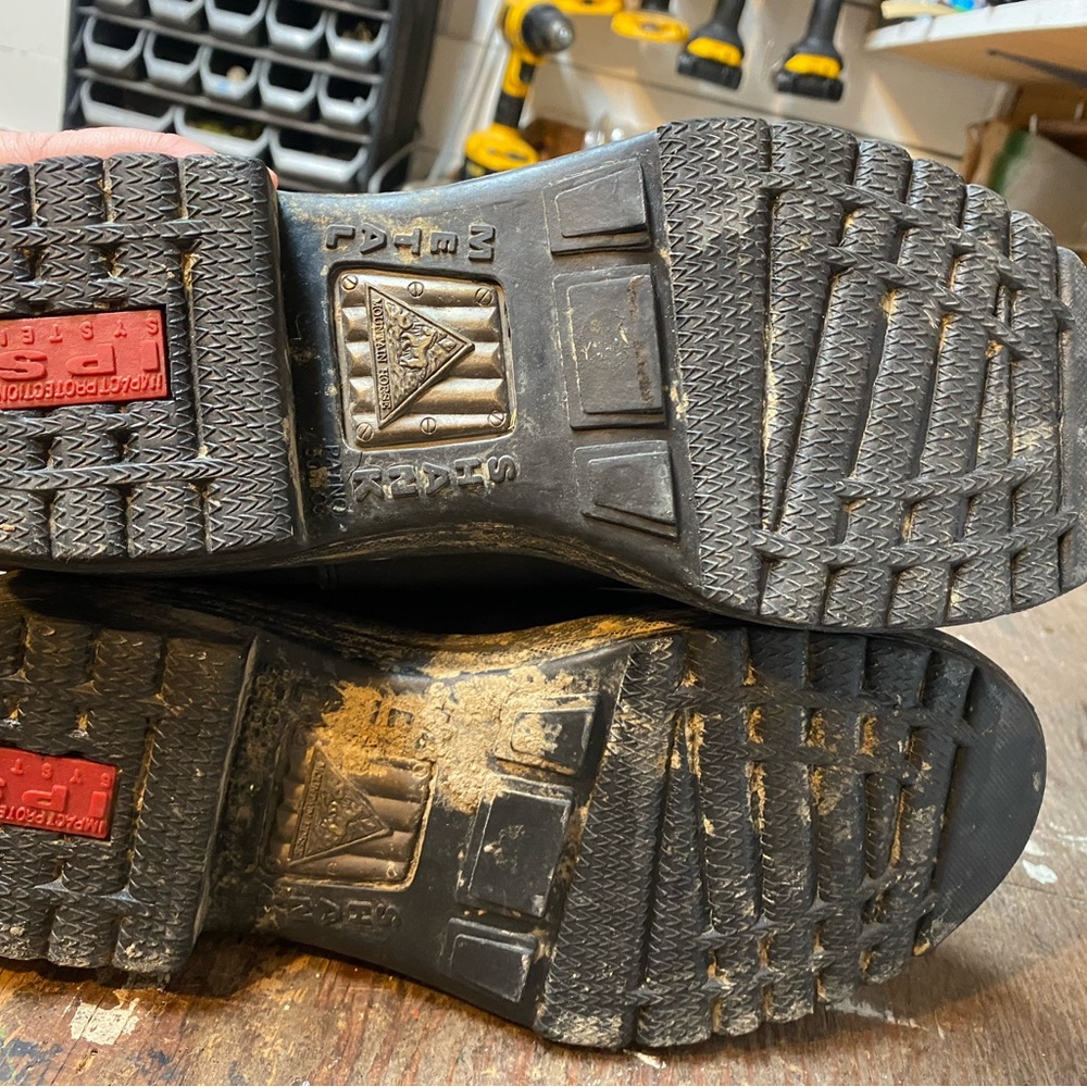 Insulated Women’s Riding Boots - Picture 2 of 4